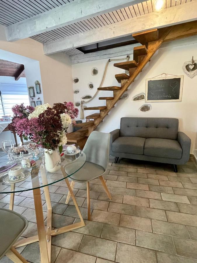 Appartamento STECADÒ - Il Soppalco Dolceacqua Esterno foto